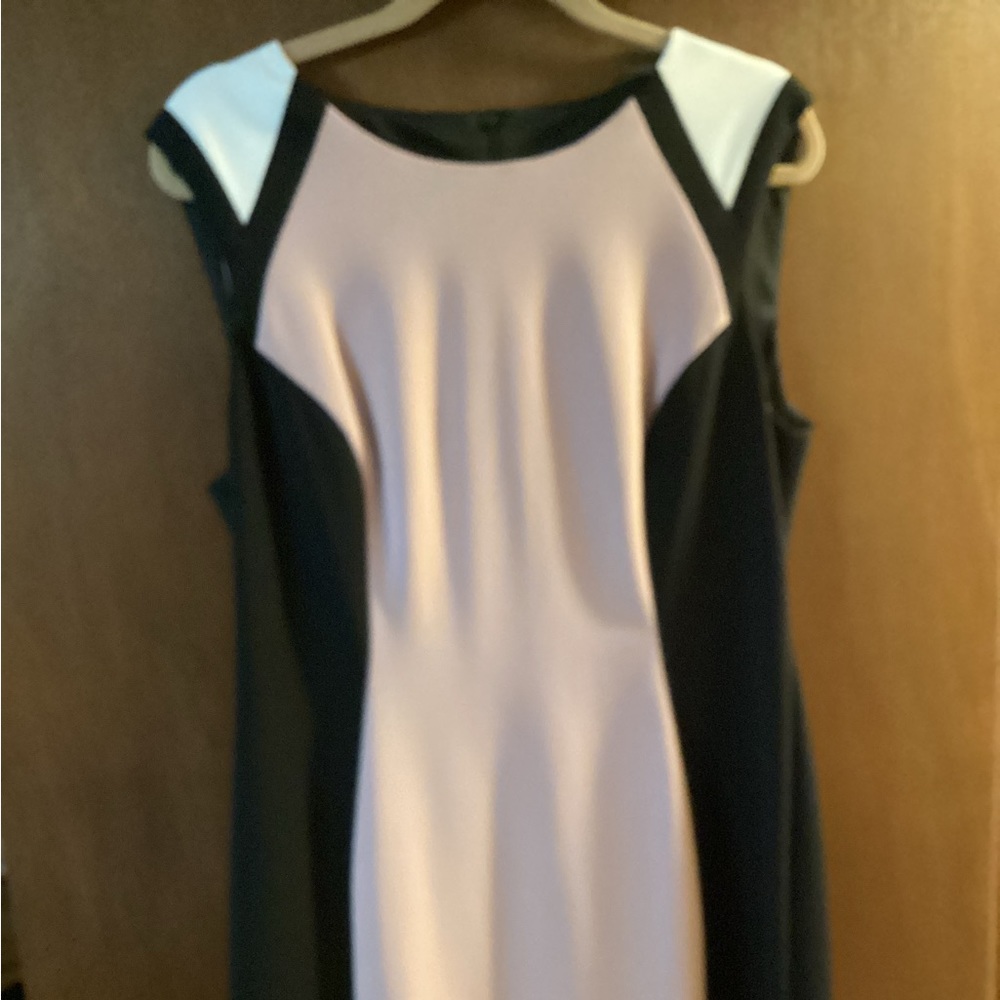 Women’s dress